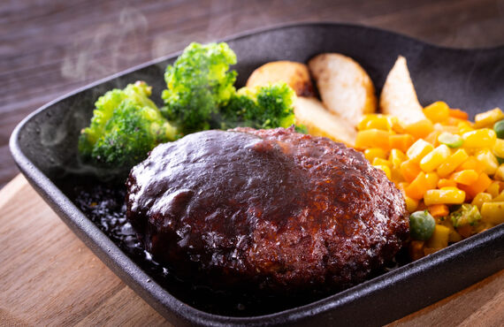 葡萄牛のハンバーグでランチを楽しみませんか | 美味しいお肉が赤羽で食べられるレストラン・Cityバーグ